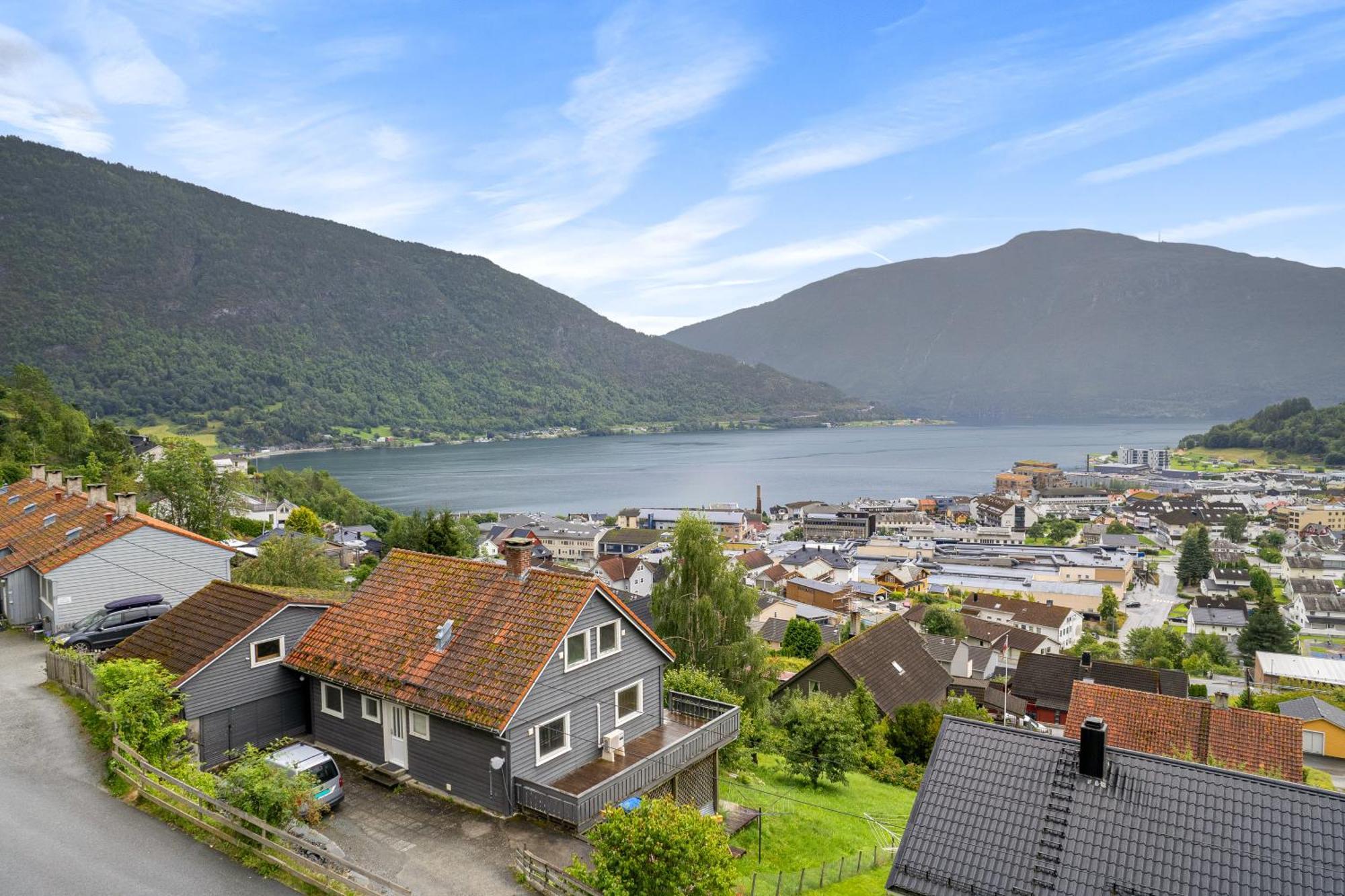 6 Bedroom House With Great View Feriehus