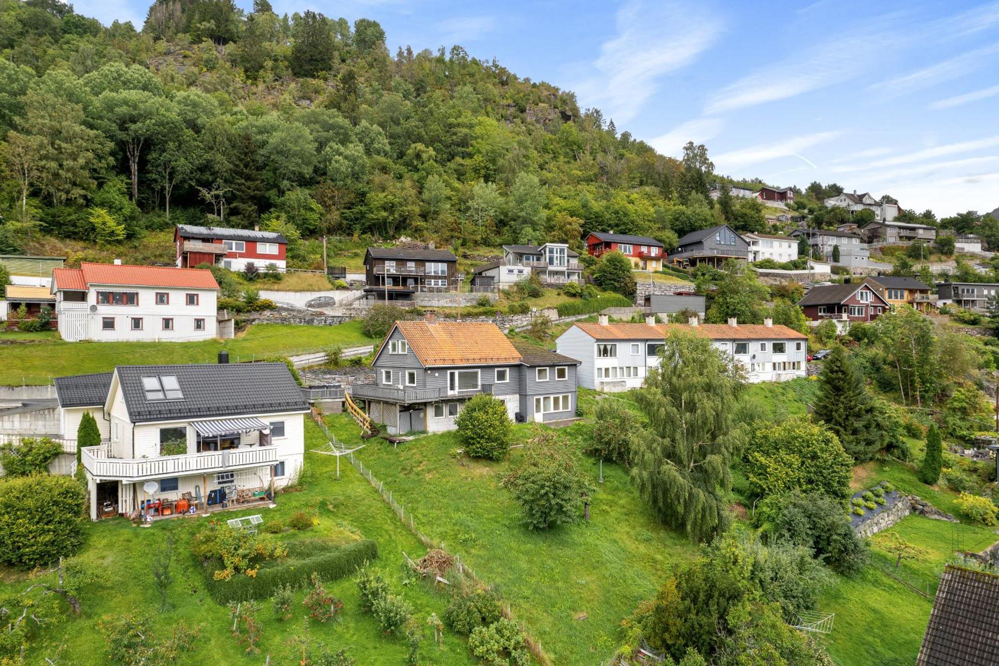 6 Bedroom House With Great View Sogndal